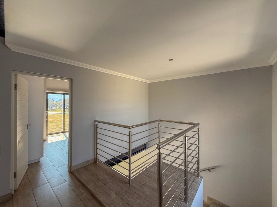 3 Bedroom Property for Sale in The Islands Estates North West